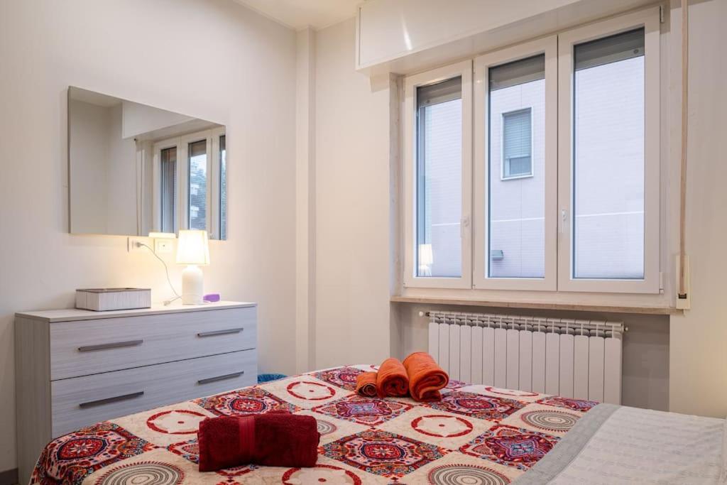 Appartamento Lussuoso Lodi Buitenkant foto